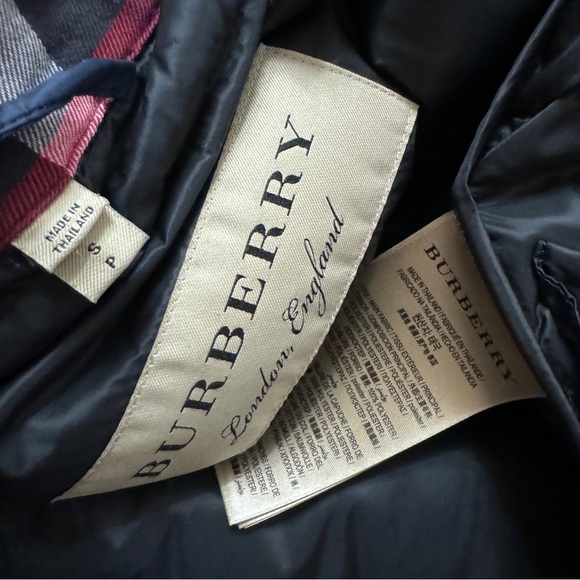 Burberry Sz S Puffer Goose Down Coat Jacket Hood ( Flaw ! ) - Picture 3 of 15